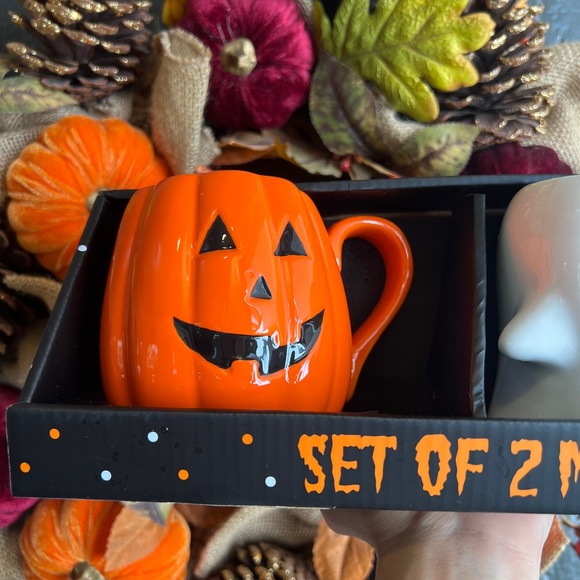 ✨NEW🎃LANG set of two Halloween mugs of ghost and Jack o lantern👻 - Picture 8 of 10